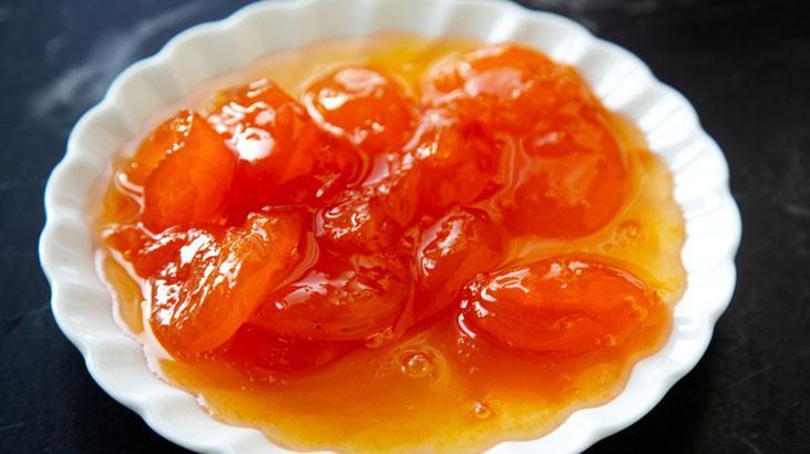 Bir kilo kayısıya ne kadar şeker koyulur? Kahvaltıda tüketen parmaklarını yiyor