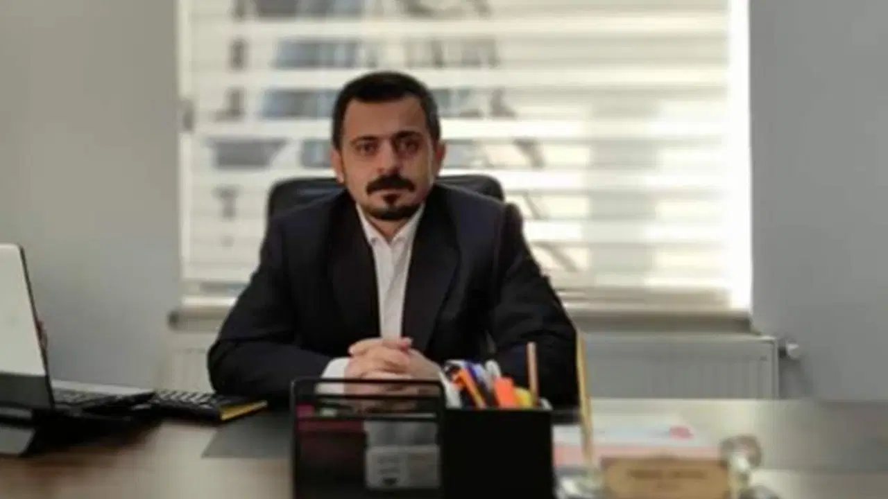 CHP Malatya’da il binası krizi ardından: ‘Seçilmişlerden yanayım’ dedi, istifa etti