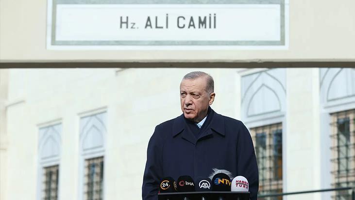 Cumhurbaşkanı Erdoğan, cuma namazını Hz. Ali Camisi’nde kıldı